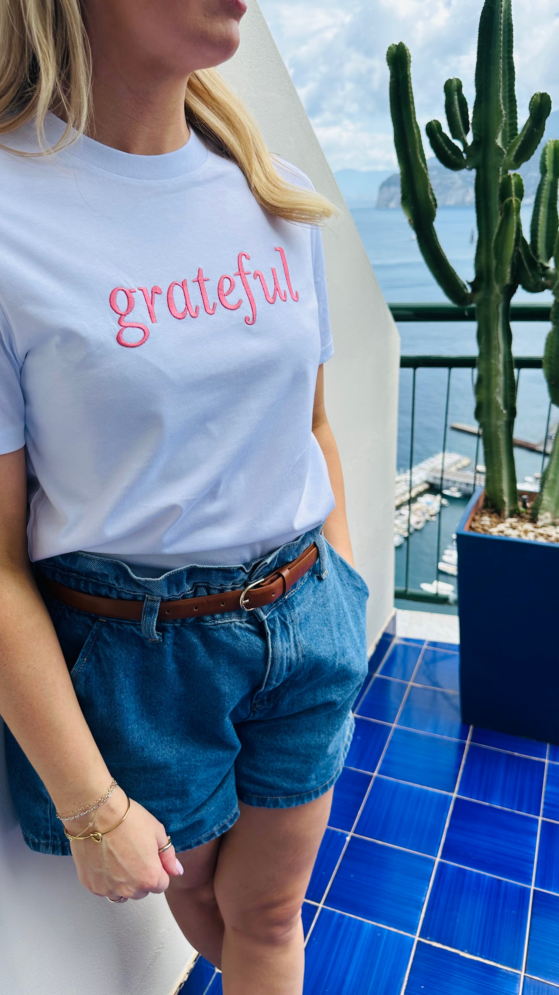 Grateful Embroidered Unisex T-shirt