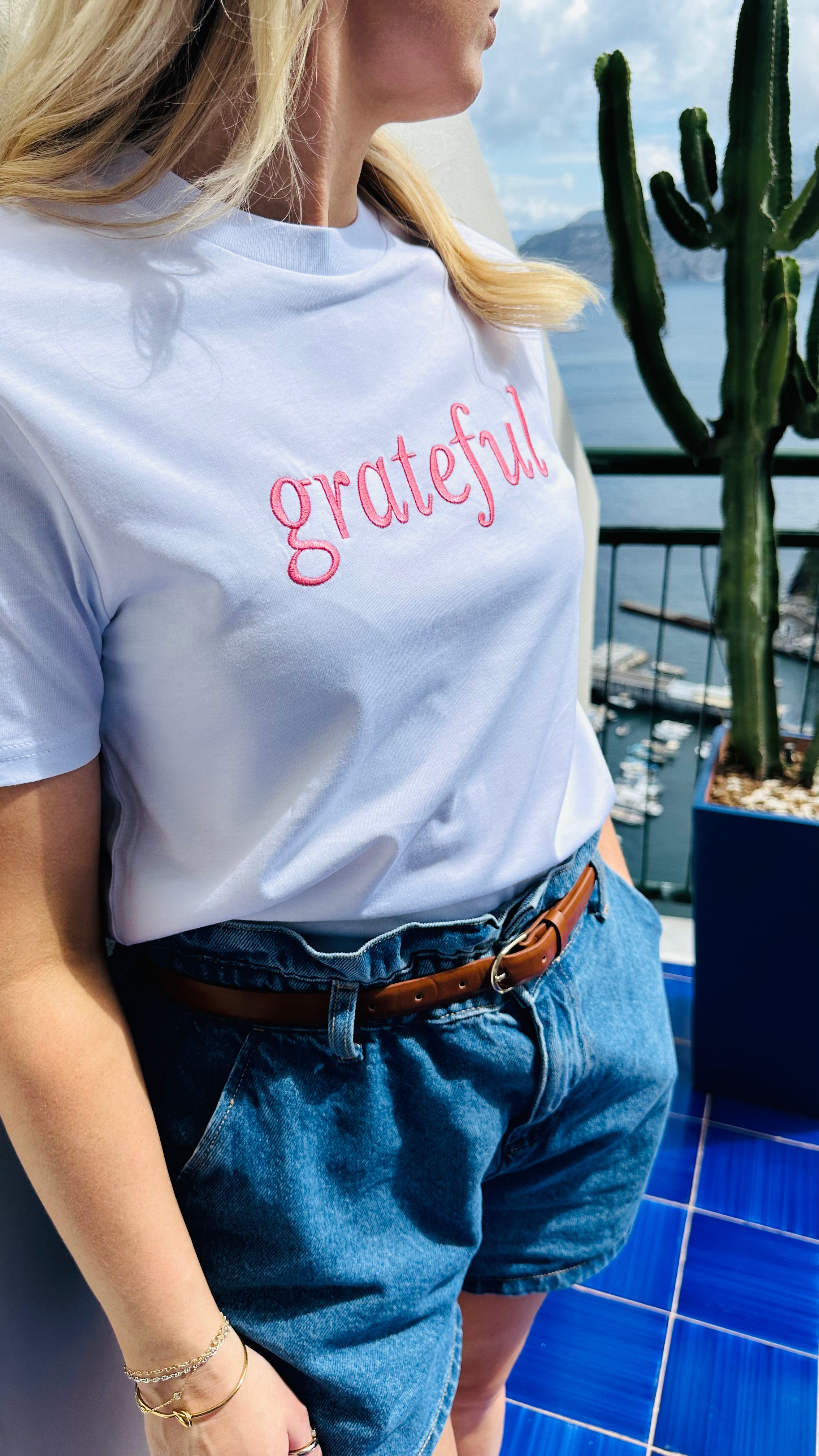 Grateful Embroidered Unisex T-shirt