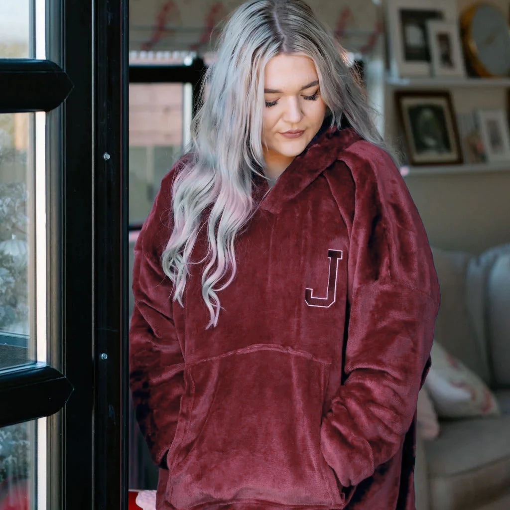 Ted-and-Stitch-hooded-blanket_burgundy_6079.jpg