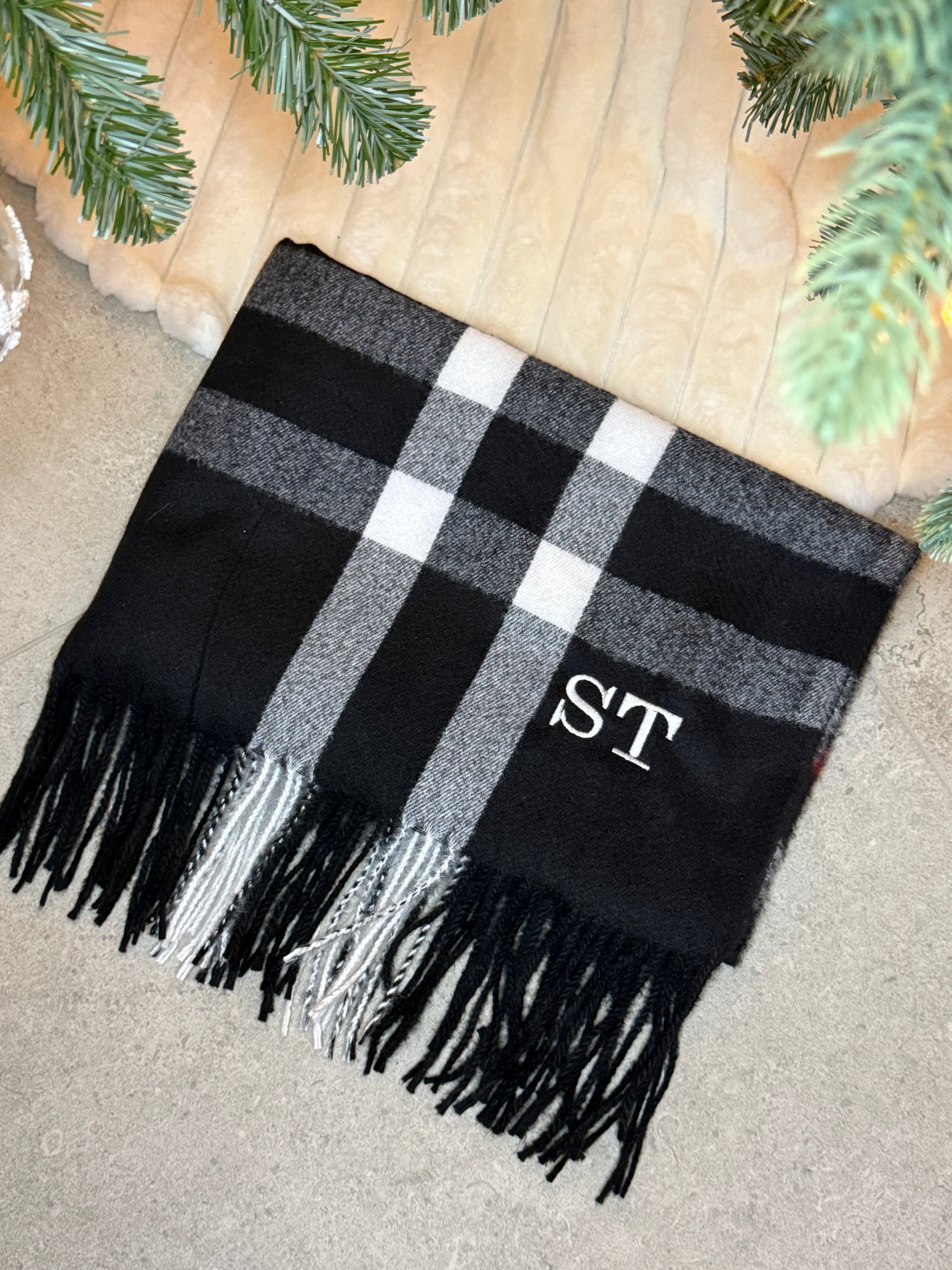 Black Friday Bundle Black Mini Grab Tote and Scarf Personalised Price: £44 NOW £32!