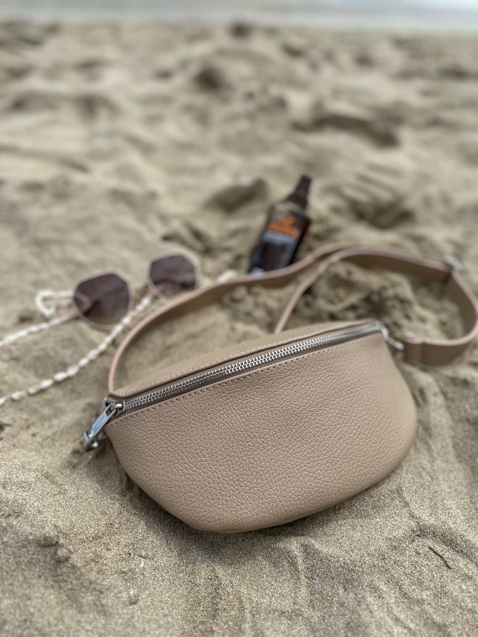 Beach 2025 bum bag