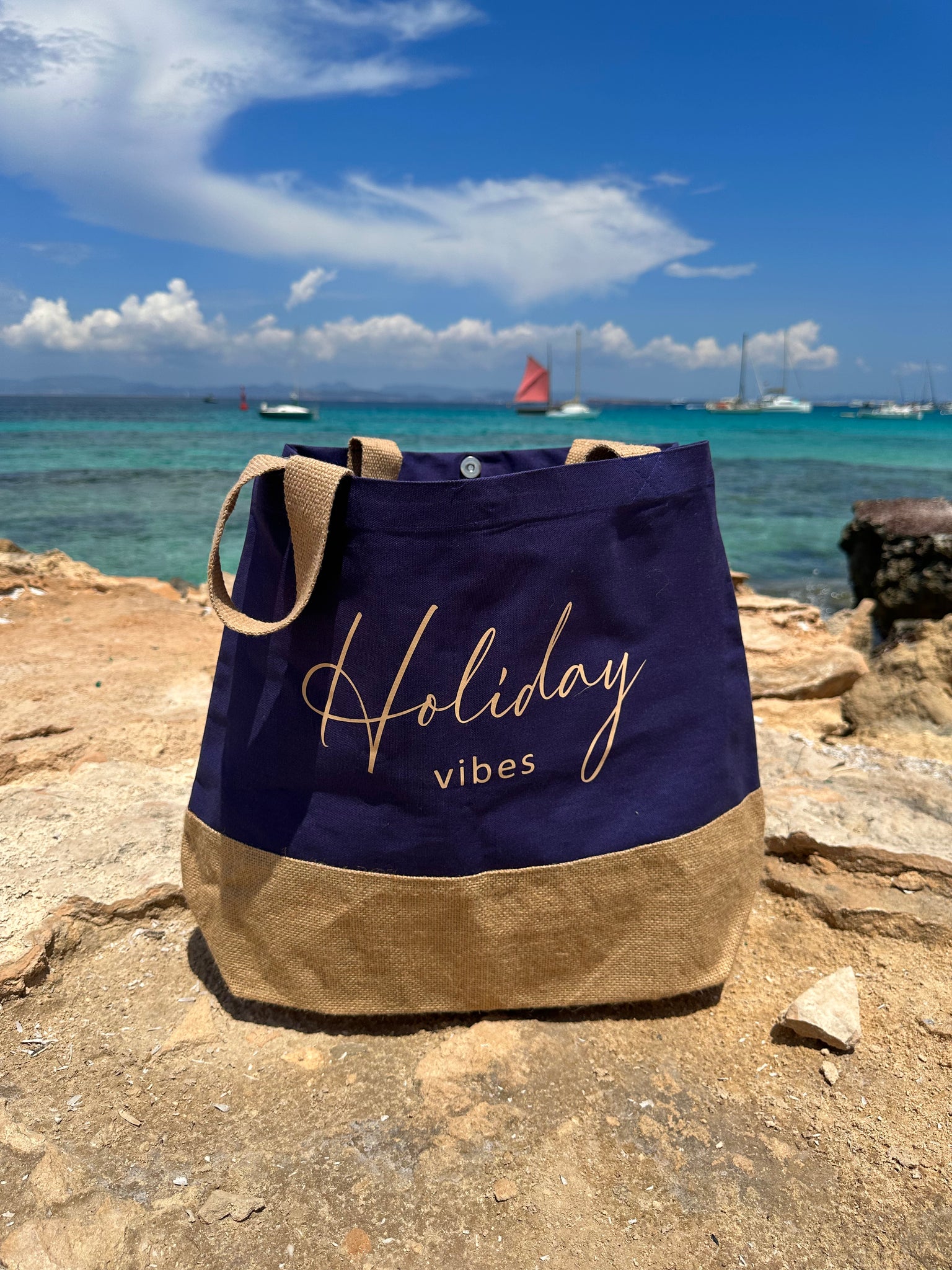 ‘Holiday Vibes’ Tote Bag