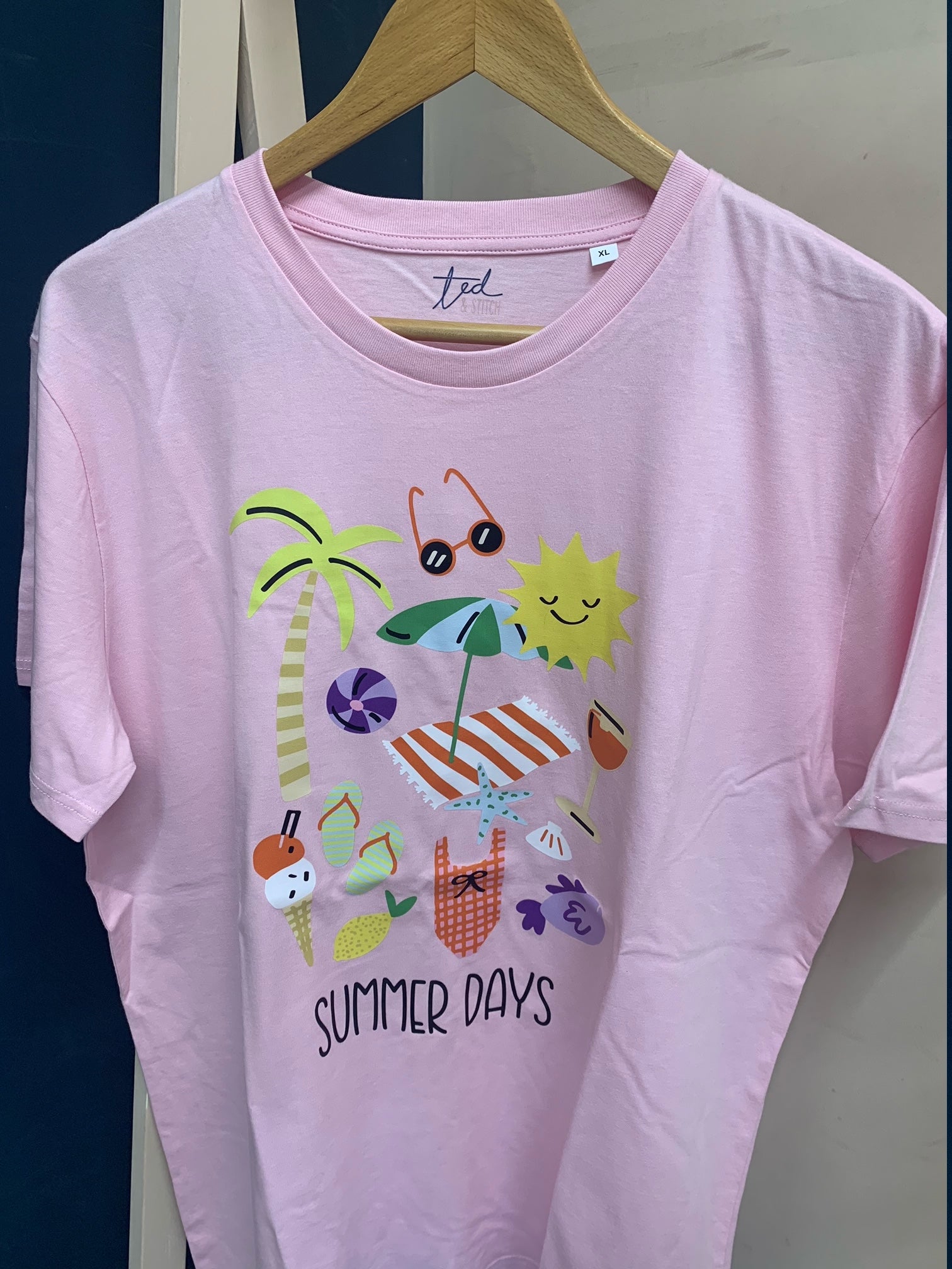 SUMMER SAMPLE SALE Pink Summer Days Tshirt - XL, XXL