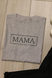 Mama Est (YEAR) Tee